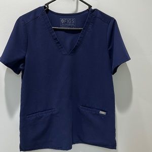 Navy figs top
